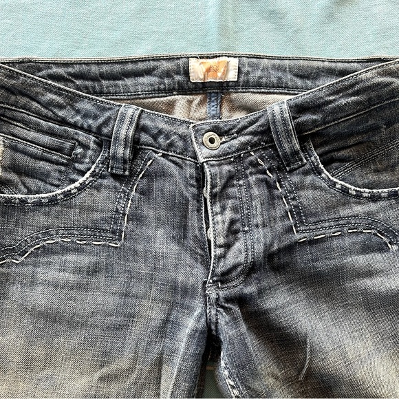 ANTIK DENIM - size 29 Western embriodered distressed boot cut jeans - Picture 8 of 10